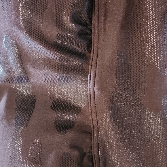 Offline by Aerie brown camo strappy back sports bra size XS - Picture 4 of 6